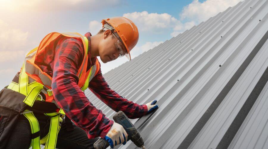 Professional Flat Roofing Installation in Oakland City, IN